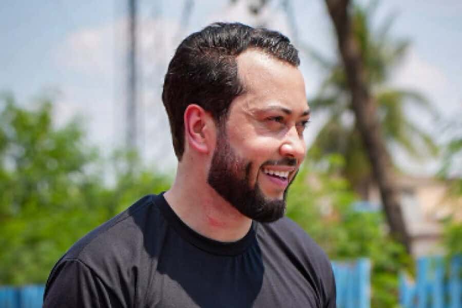 Frame-464-47-900×641 Frame-464-47-900x641