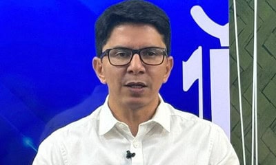 Frame-470-25-900×641 Frame-470-25-900x641