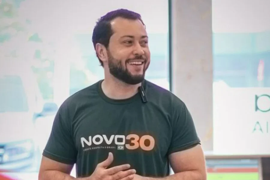 Frame-470-46-900x641