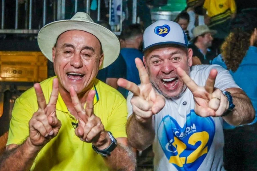 Frame-470-55-900×641 Frame-470-55-900x641