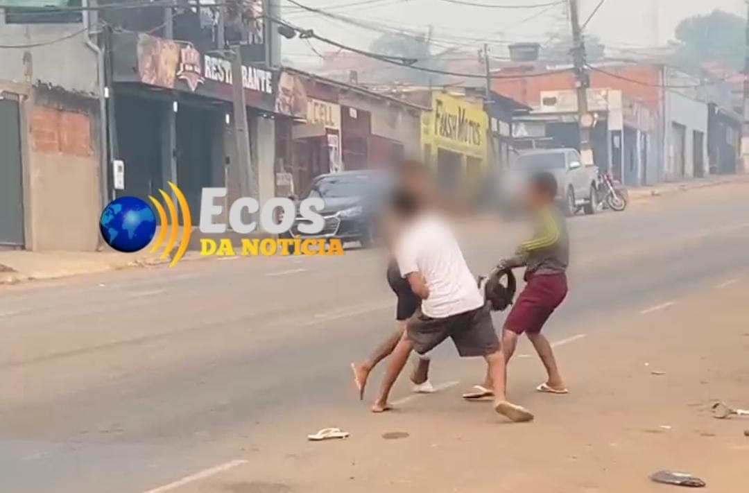 Briga entre dois homens e rival de muletas termina em agressão