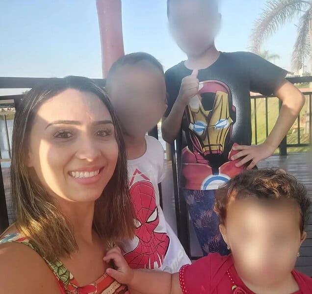 Foto: Géssica e seus 3 filhos I G1/reprodução