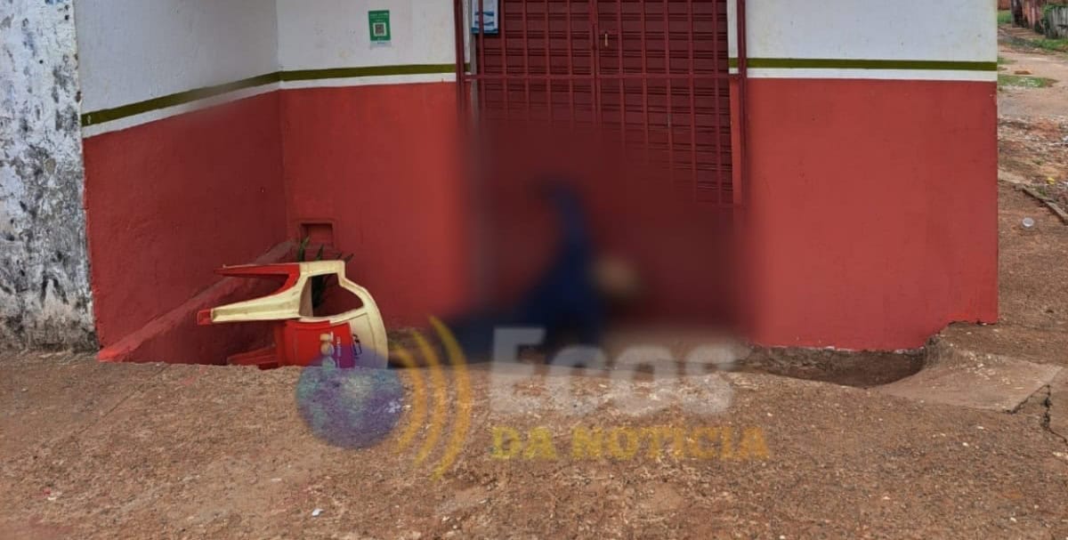 Dependente químico sofre mal súbito e morre em frente de distribuidora