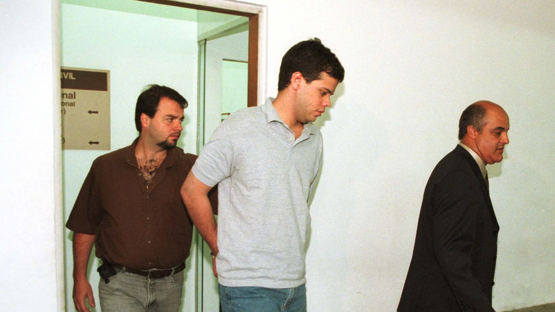 Atirador que matou três pessoas dentro de cinema de São Paulo deixa prisão após 25 anos