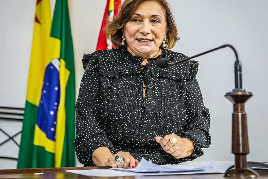 eva tjac 900×684 eva tjac 900x684