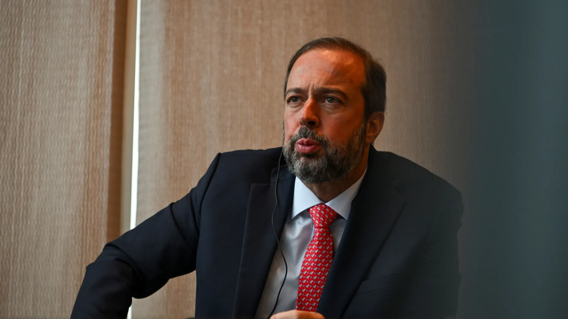 Governo avalia volta do horário de verão em meio à seca, diz ministro Alexandre Silveira