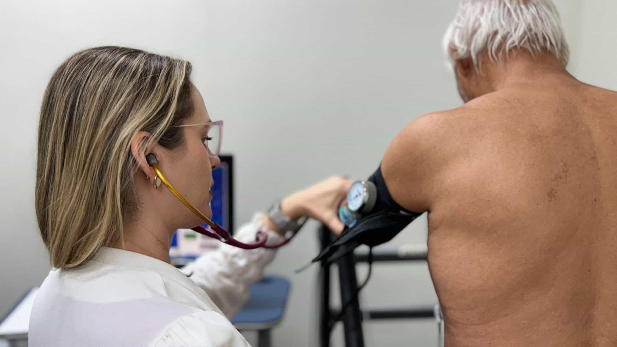 Setembro Vermelho: cardiologista da Fundhacre orienta sobre doenças do coração