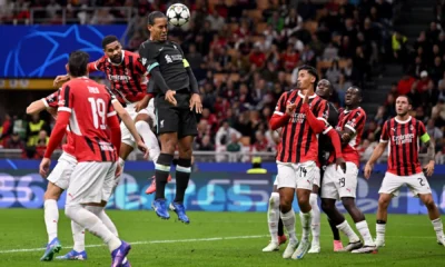 van-dijk-gol-milan-liverpool-e1726606771548 Van Dijk cabeceia para marcar o gol da virada do Liverpool sobre o Milan pela Champions League • Andrew Powell/Liverpool FC via Getty Images