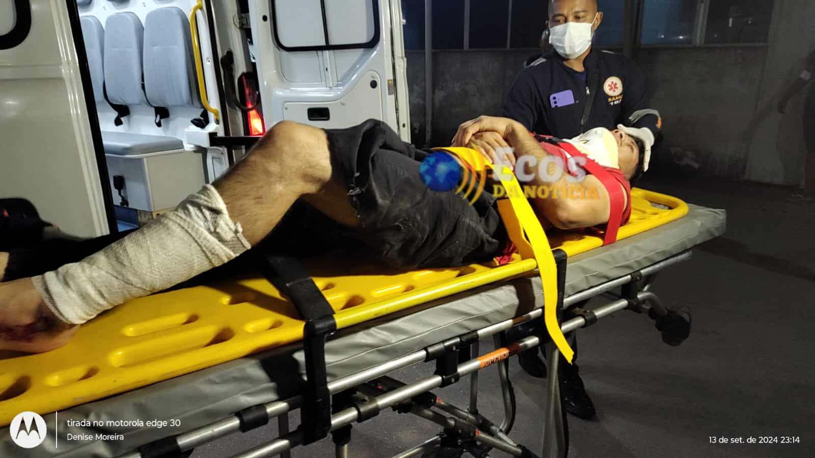 Jovem fica ferido após colidir moto com cachorro na ponte do Judia