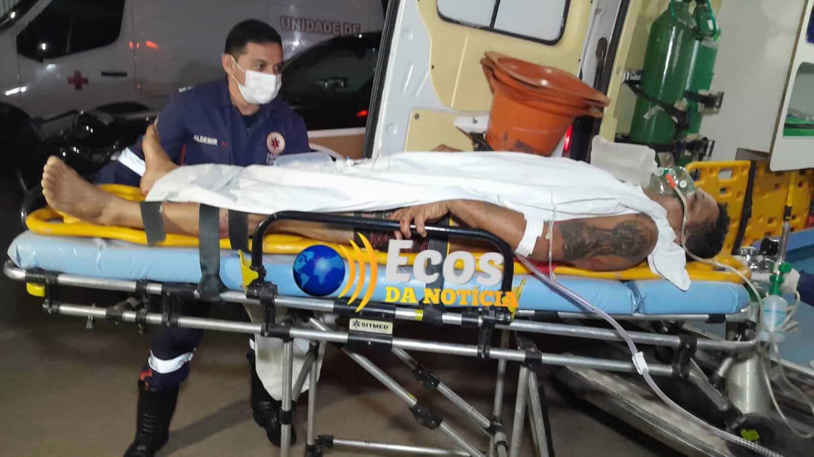 Criminosos em motocicleta abordam e ferem com um tiro detento com tornozeleira no interior do Acre