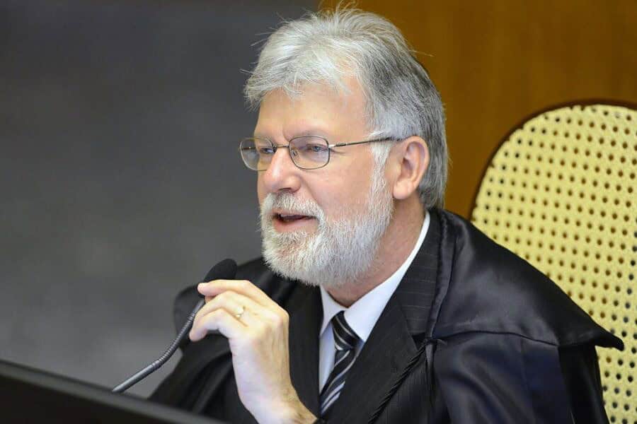 15285469168_0acc1b61ce_k-1024×726-1-900×638 15285469168_0acc1b61ce_k-1024x726-1-900x638