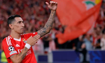 Di-Maria-e1727904016580 Di Maria comemora após marcar o segundo gol do Benfica • Eric Verhoeven/Soccrates/Getty Images