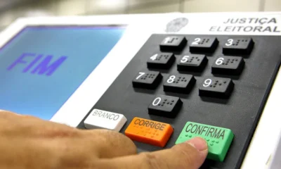 Eleicoes-2016-urnas-eletronicas-brasileiras_00209042008-850x502-1