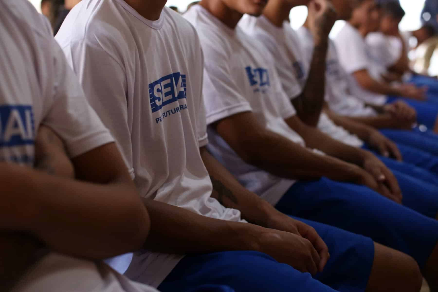 Governo do Acre e parceiros conferem certificação profissional a internos do ISE