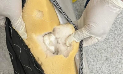 Frame-225-47-900x641