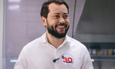 Frame-470-27-900x641