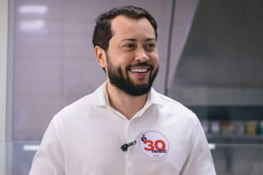 Frame-470-27-900×641 Frame-470-27-900x641