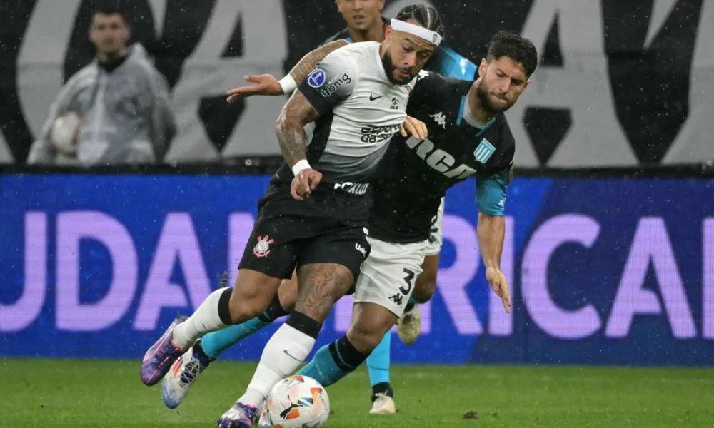 Memphis-Corinthians-Racing-e1729817708244 Lance de Corinthians x Racing pela semifinal da Sul-Americana • Divulgação / Sudamericanabr