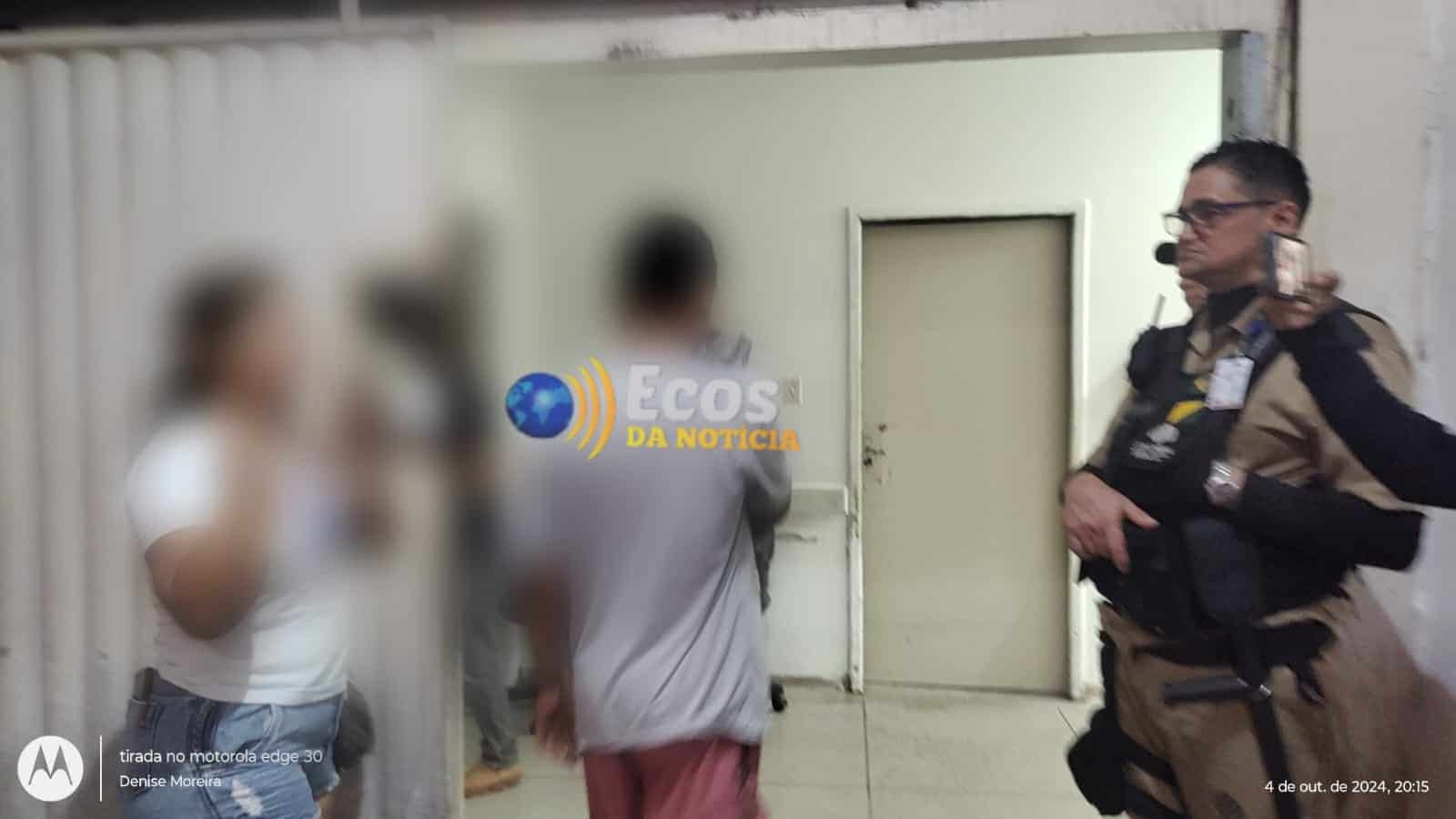 Colisão entre carros deixa duas pessoas feridas em Porto Acre