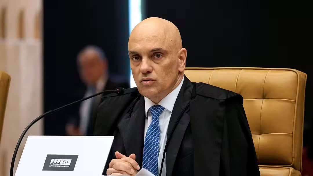 Alexandre de Moraes intima Marçal a prestar depoimento por uso do X durante a proibição