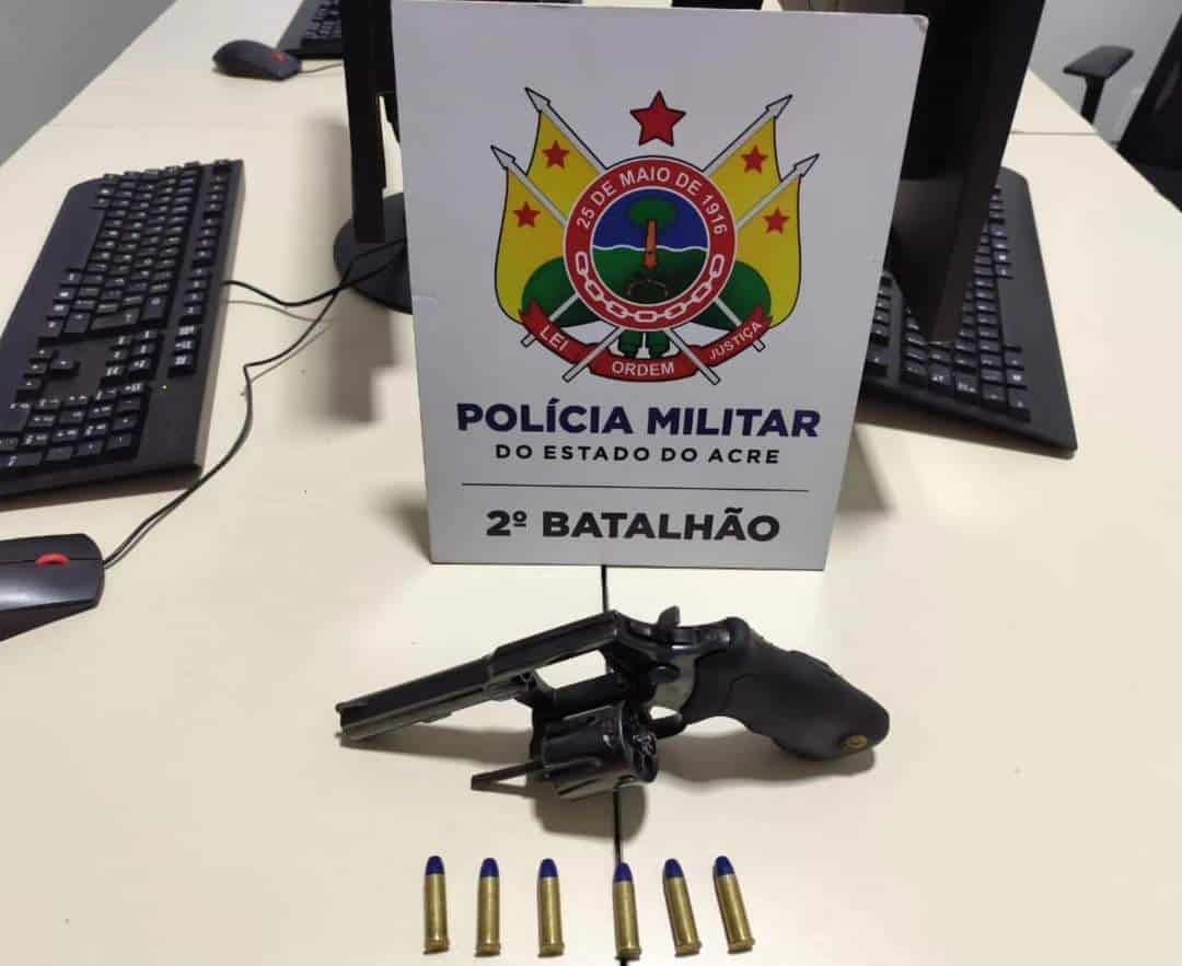 PM  prende Homem por porte ilegal de arma de fogo no bairro Taquari
