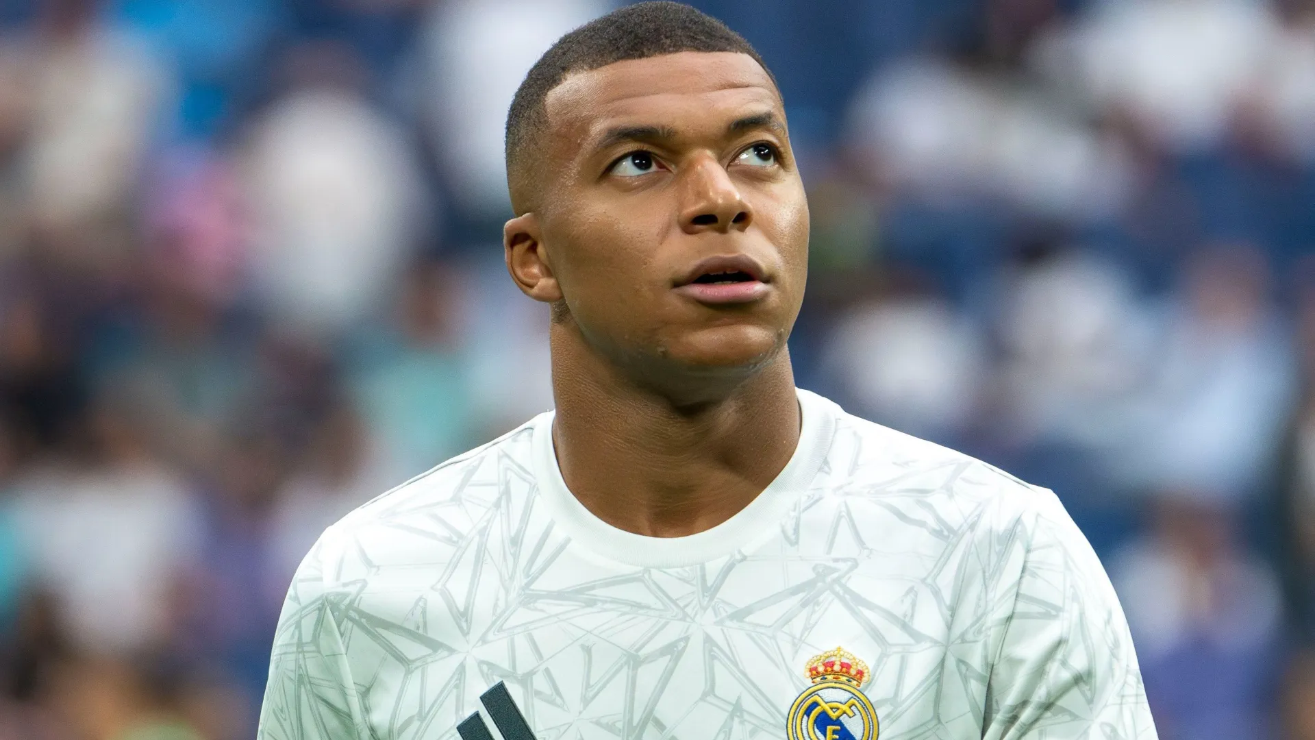 Mbappé nega envolvimento em caso de estupro na Suécia e critica “fake news”