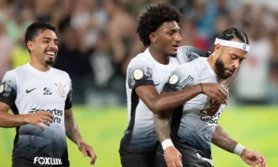 Memphis marcou o único gol da vitória do Corinthians contra o Cuiabá • Foto: GIL GOMES/AGIF - AGÊNCIA DE FOTOGRAFIA/AGIF - AGÊNCIA DE FOTOGRAFIA/ESTADÃO CONTEÚDO