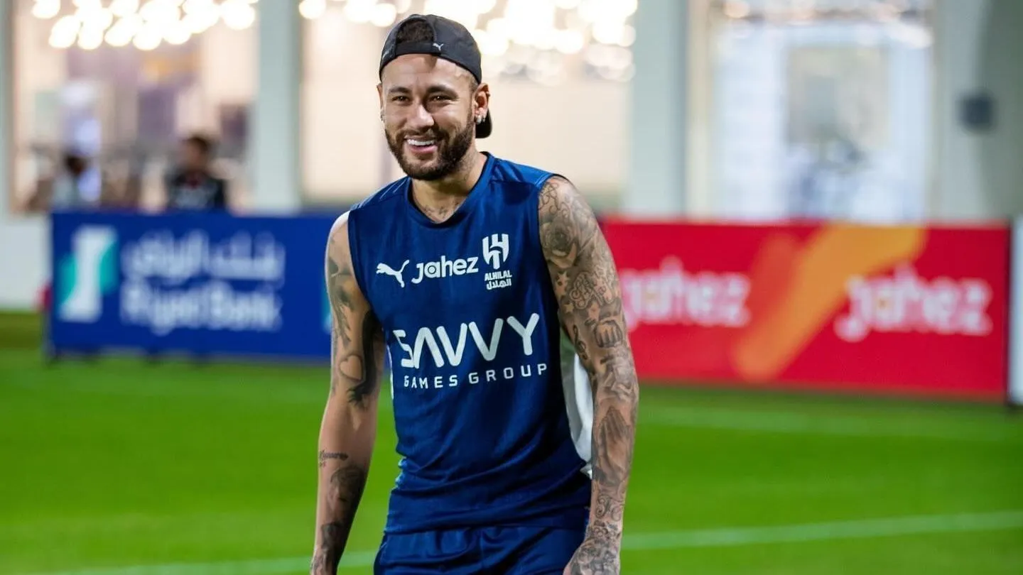 Neymar está de volta: Al-Hilal vai relacionar o craque para próximo jogo