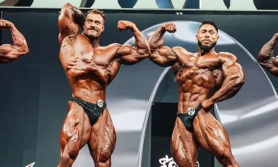 Chris Bumstead e Ramon Dino no Mr. Olympia 2023 • Reprodução/Instagram Mr. Olympia