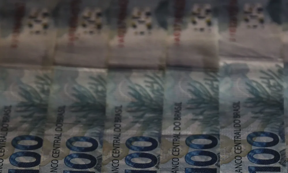 real_moedadinheiro_jfcrz_abr_1701220044_1 • José Cruz/Agência Brasil