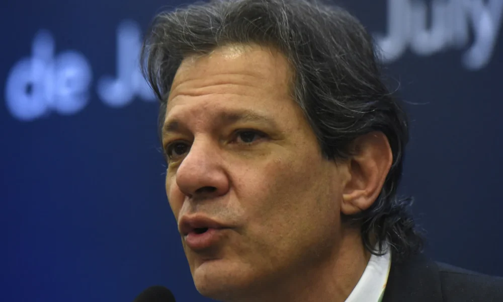 tagreuters.com2024binary_LYNXMPEK7P0GV-FILEDIMAGE Ministro da Fazenda, Fernando Haddad, no Rio de Janeiro • 26/07/2024 REUTERS/Tita Barros