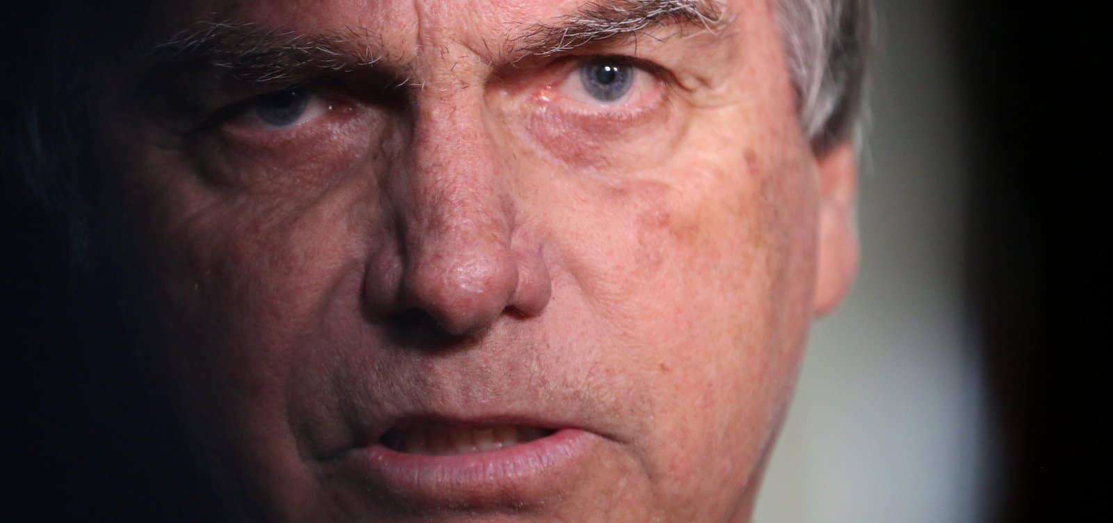 Relatório da PF: Bolsonaro “planejou, atuou e teve domínio” de atos do grupo golpista