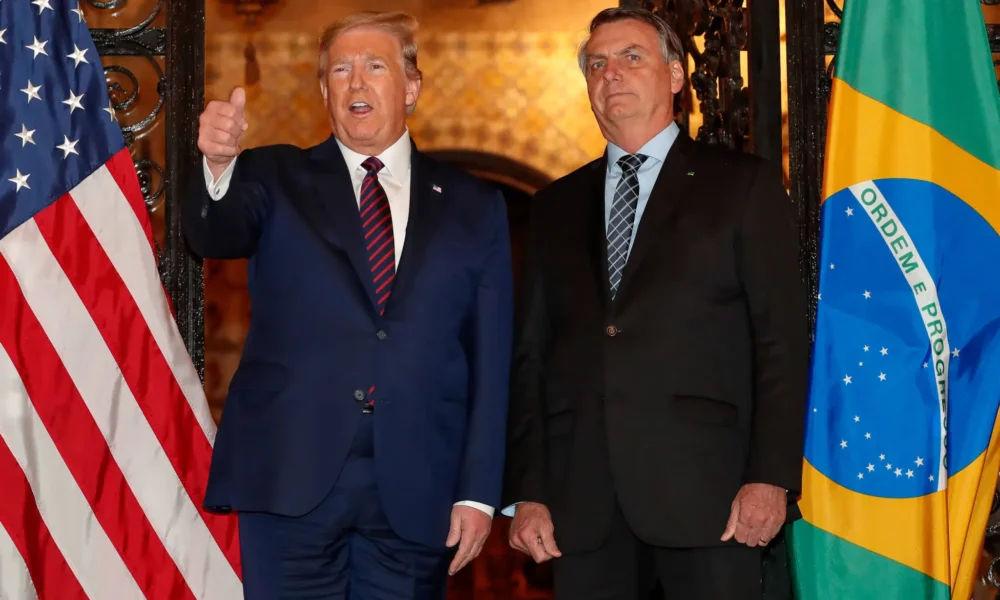 49633460162_499fce4af5_o-1 Donald Trump e Jair Bolsonaro (Foto: Alan Santos/PR)