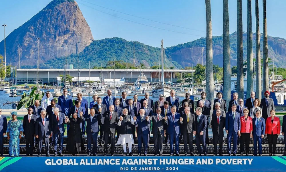Líderes do G20 se reúnem para "foto de família" no Rio de Janeiro • Ricardo Stuckert/PR
