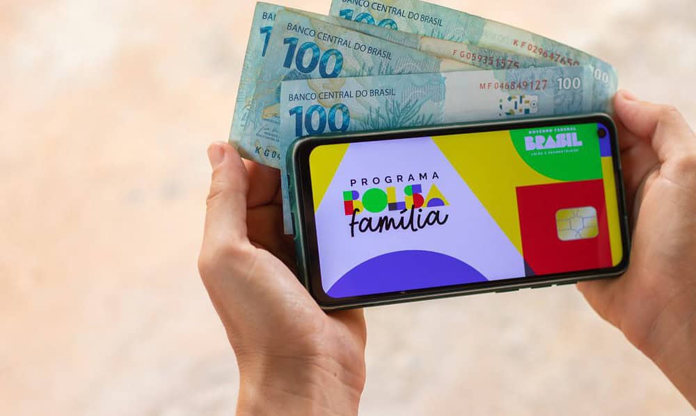 REVELADO-Guardar-muito-dinheiro-em-conta-pode-bloquear-meu-Bolsa-Familia-1024×683 Crédito: @jeanedeoliveirafotografia / pronatecnologia.com.br