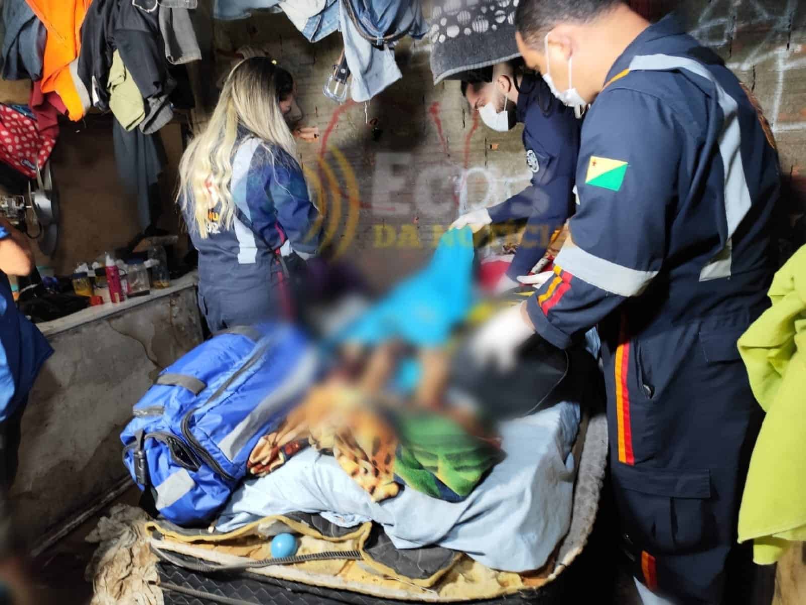 Moradora em situação de rua foge de hospital durante tratamento e é encontrada morta em casebre
