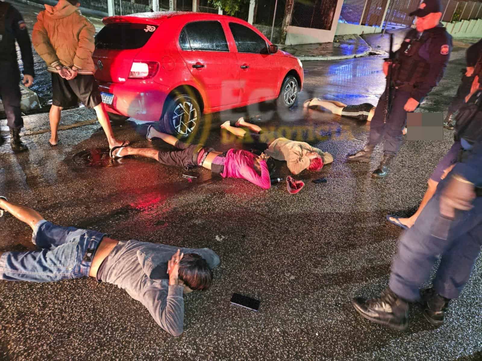 Assaltantes são detidos no Centro de Rio Branco após tentativa de roubo e extorsão com arma de fogo