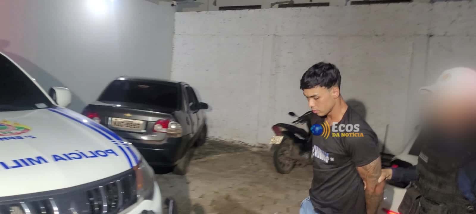 Homem sem habilitação e com passagens criminais é preso após perseguição em Rio Branco