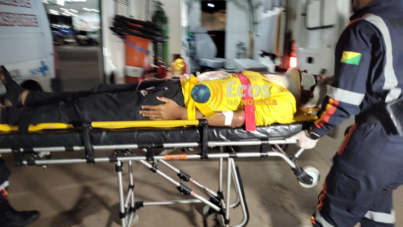 Colisão entre carro e moto deixa jovem ferido em Rio Branco