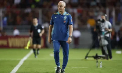 Dorival Jr. durante o empate do Brasil com a Venezuela • Rafael Ribeiro/CBF