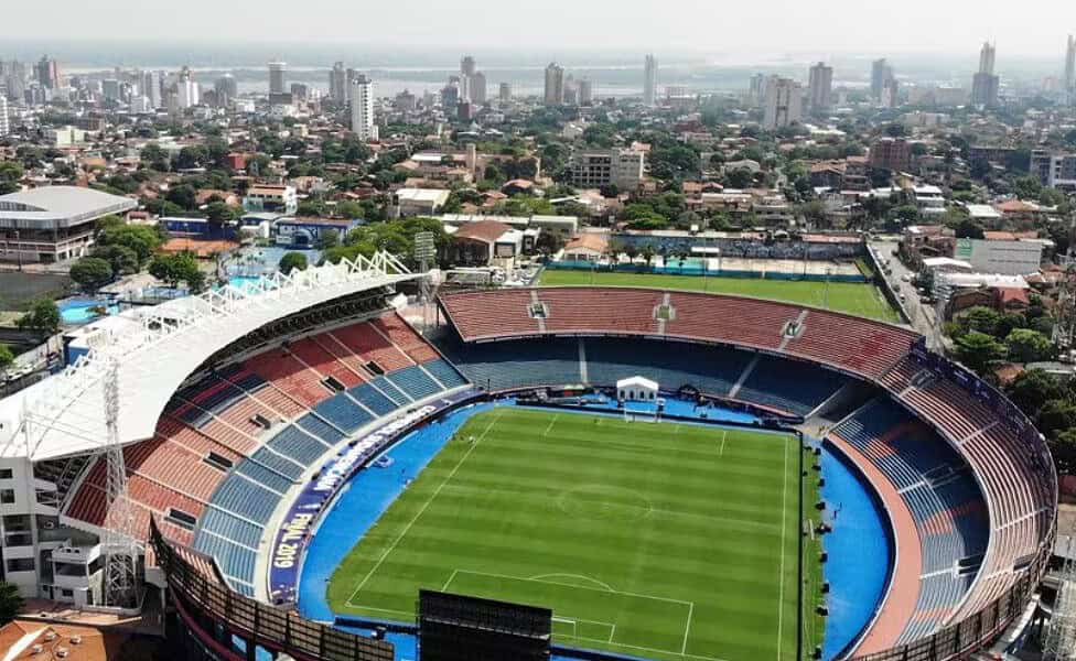 Estádio General Pablo Rojas, casa do Cerro Porteño, será o palco da final da Sul-Americana 2024 — Foto: Getty Images
