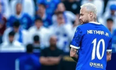 neymar-al-hilal-e1730750602378 Neymar deixou o campo sentindo dores no duelo entre Al-Hilal e Esteghlal pela Champions da Ásia • Divulgação/Al-Hilal