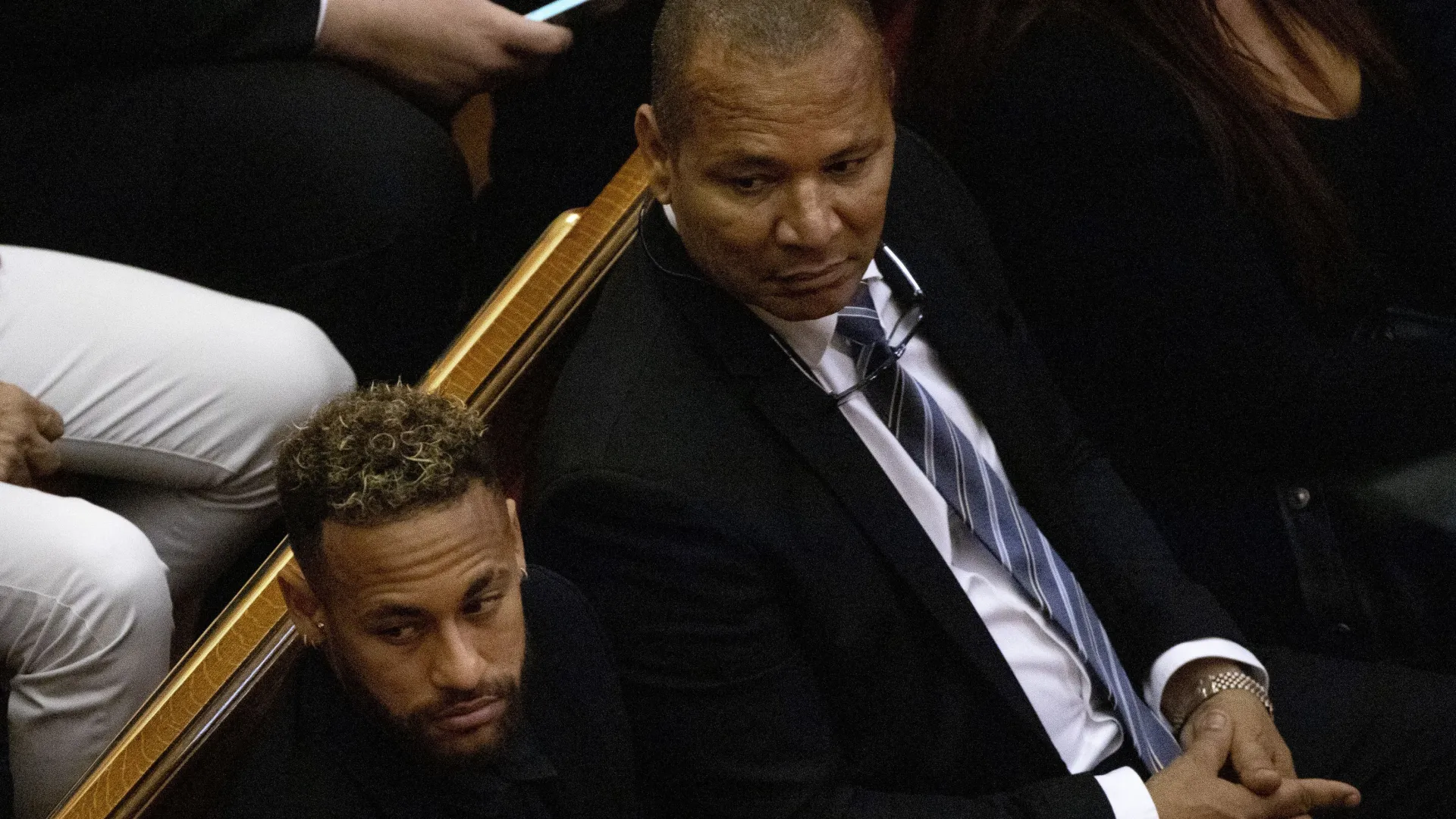 Pai de Neymar surpreende e revela que ficou rico antes do filho