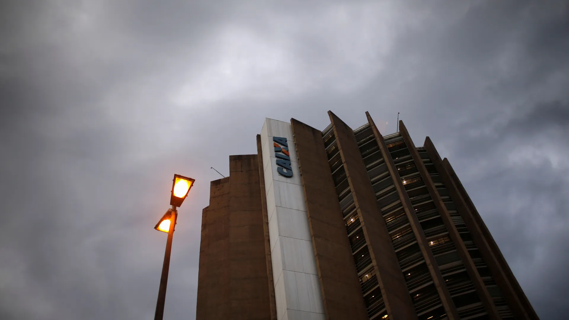 Caixa Econômica sofre vazamento de dados de chaves Pix, diz Banco Central