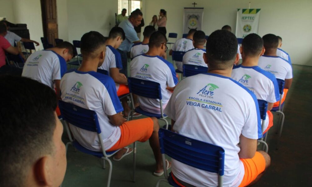 007-1024×683 Detentos da Unidade Penitenciária de Senador Guiomard concluem curso de mecânico de refrigeração e climatização e são certificados. Foto: Zayra Amorim/Iapen