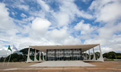 Fachada do palácio do Supremo Tribunal Federal (STF) em Brasília (DF), em 11/04/2023 (Foto: Fabio Rodrigues-Pozzebom/ Agência Brasil)