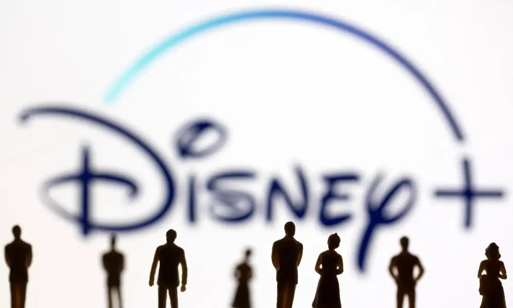 2024-06-25T212029Z_1_LYNXMPEK5O0X7_RTROPTP_4_ENTRETENIMIENTO-DISNEY Logo Disney+ 20/1/2022 REUTERS/Dado Ruvic/Ilustração