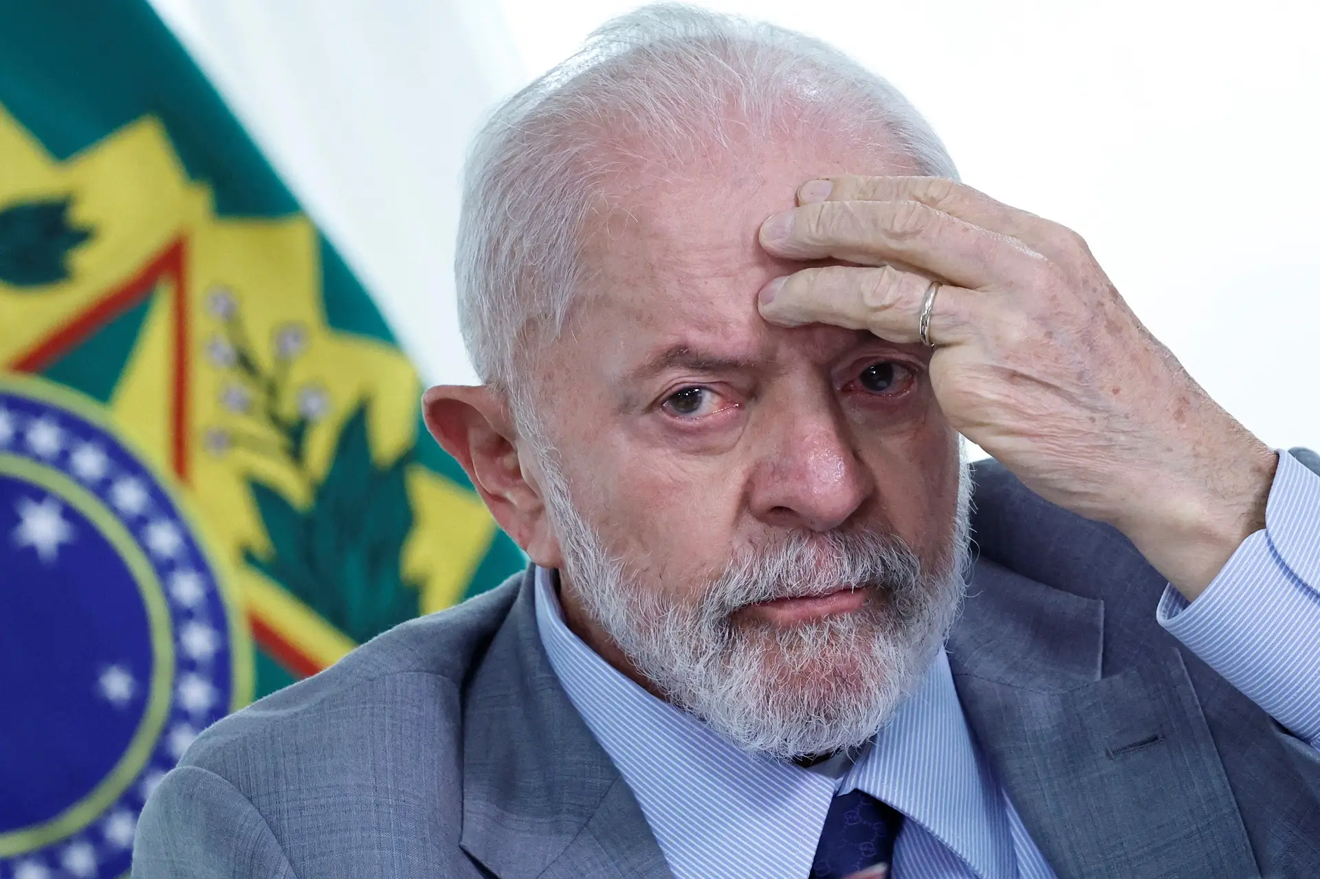 Lula deve passar por novo procedimento para bloquear fluxo de sangue no cérebro