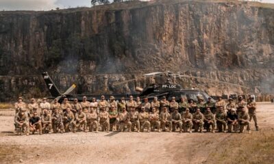 9aa29c23-f9ed-4f6e-9e76-a077dd7eaf70-1024×682 Policiais da Core/AC recebem treinamento especializado em operações táticas, incluindo disparos embarcados em veículos e helicópteros. Foto: cedida