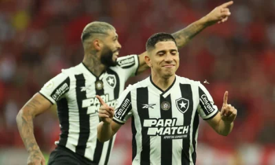 Botafogo-Campeao-Brasileirao-e1733363214115 Savarino marca para o Botafogo tornar-se campeão do Brasileirão • Vítor Silva / Botafogo